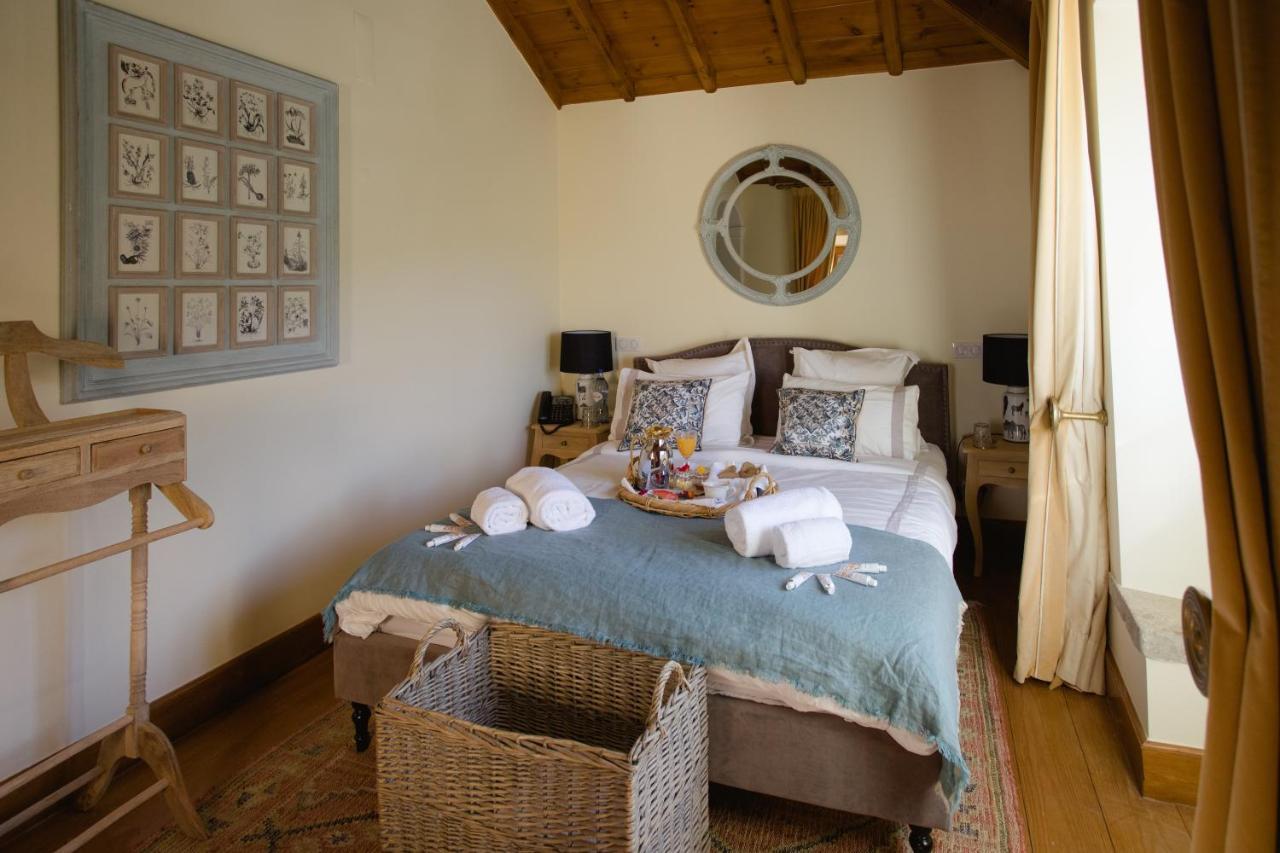 Quinta Da Bella Vista - Historic Home And Farm 신트라 외부 사진